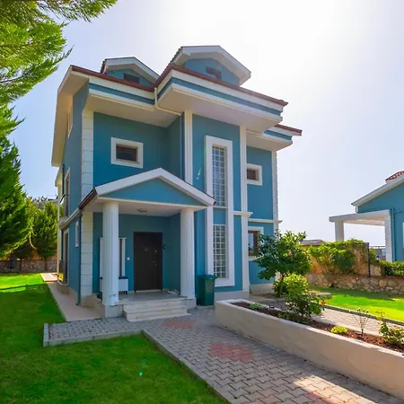 Villa Mortek Villalari